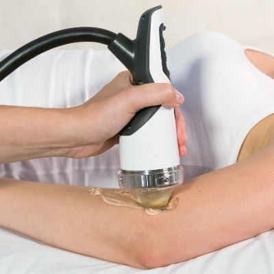 Epicondylilitsbehandlung_mit_stosswellen-therapie.ch
